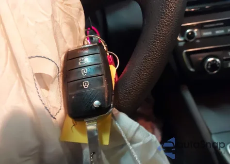 2018 Kia Optima Lx from USA, damaged, VIN 5XXGT4L35JG269033